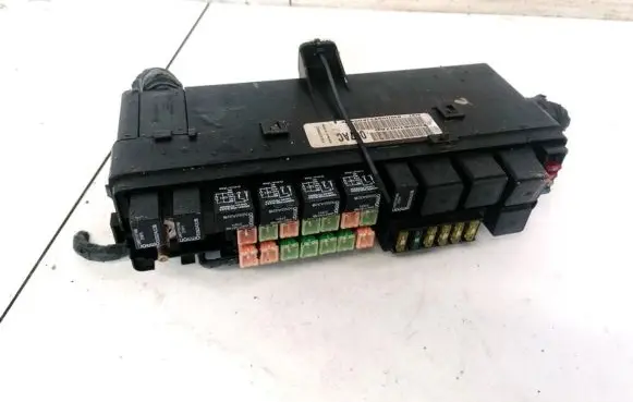 Chrysler 300M Fuse box set P05081007AC 007AC