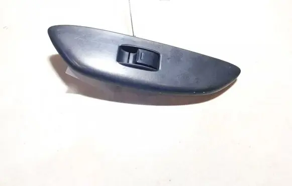 Toyota Yaris Electric window control switch