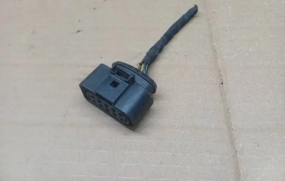 Volkswagen PASSAT B7 Headlight part 