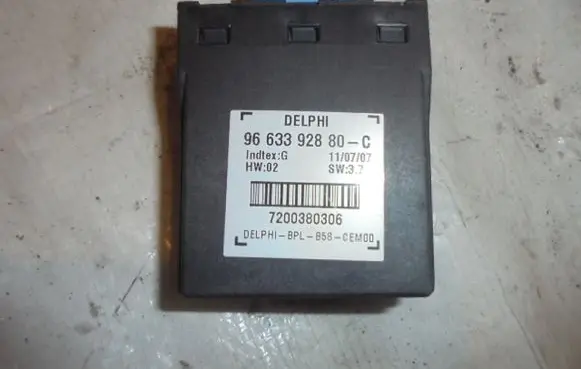 Citroen C4 I Picasso Alarm control unit/module 9663392880