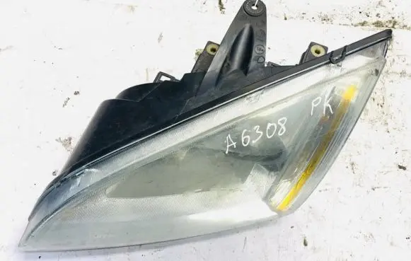 Ford Focus Headlight/headlamp 4m5x13k198aa