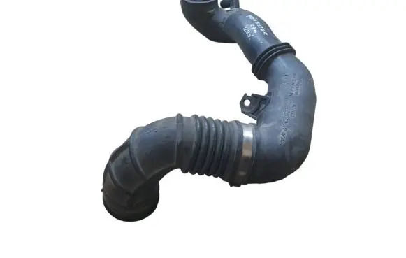 Subaru Forester SH Air intake hose/pipe A12AG05
