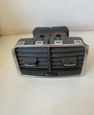 Audi A6 S6 C6 4F Rear air vent grill 4F0819203B