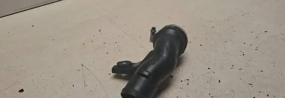 Nissan X-Trail T31 Intercooler hose/pipe