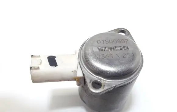 BMW 5 E60 E61 Sensor 01500887