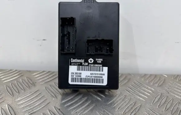 Dodge Durango III Tailgate/trunk control unit/module 68140669AE P68140669AE A2C7372120500