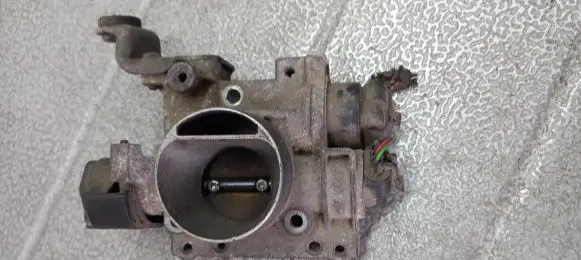 Fiat Seicento/600 Throttle valve