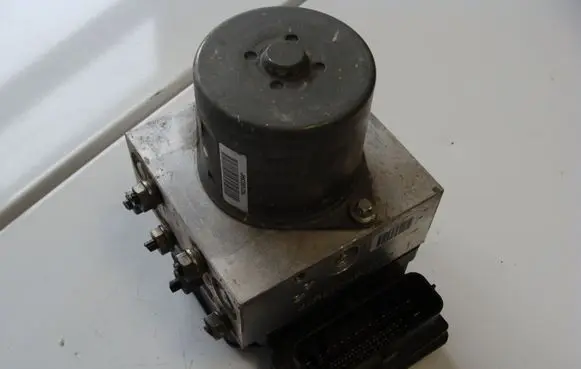 Audi Q3 8U ABS Pump 5N0614109AJ