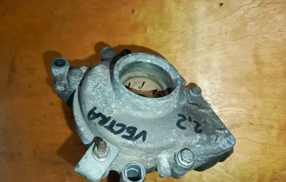Opel Vectra C Water pump 12579494