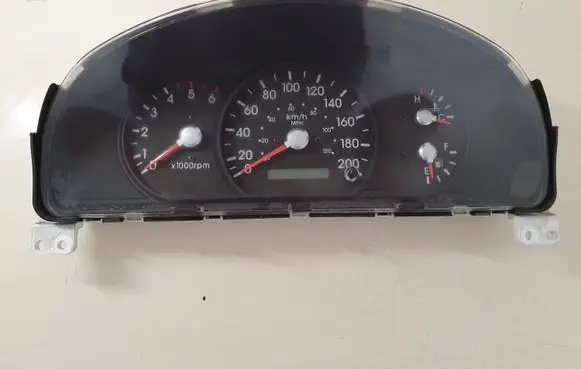 KIA Sorento Speedometer (instrument cluster) Y09940033E080 20020930