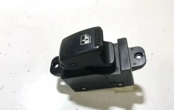 Hyundai Terracan Electric window control switch 621w03620