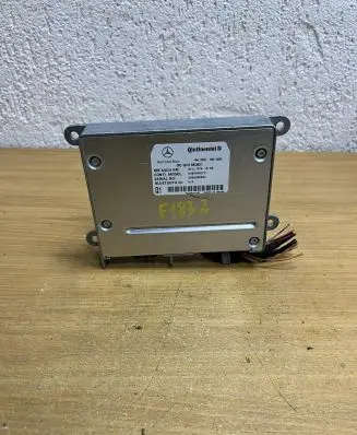 Mercedes-Benz ML W164 Bluetooth control unit module A2118701885 F1832