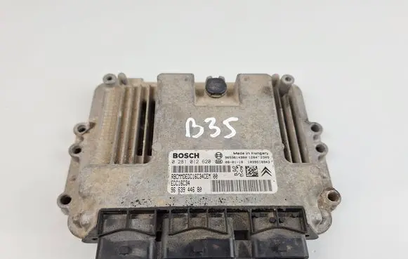Citroen C5 Engine control unit/module 9663944680 0281012620
