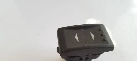 Ford Mondeo Mk III Electric window control switch 03163201 1S7T14529AB