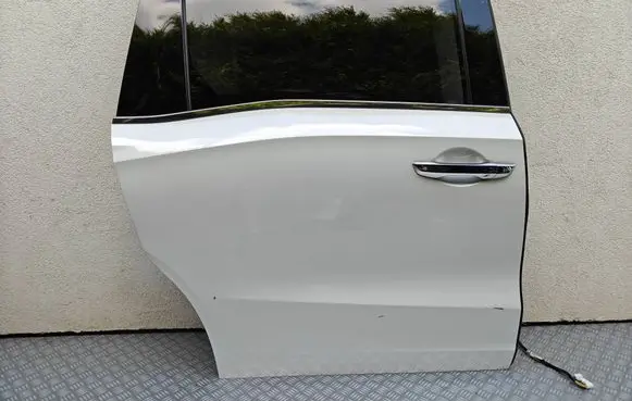 Honda Odyssey Rear door 