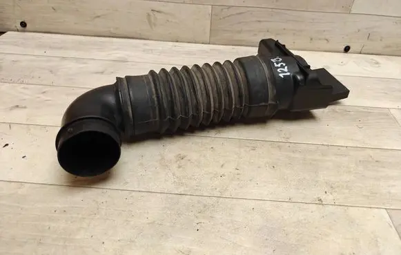 Ford Fiesta Intercooler hose/pipe 2S619A673AF