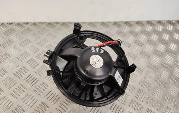 Volkswagen PASSAT B8 Heater fan/blower 3Q1819021A