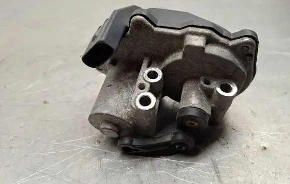 Volkswagen Golf VI Intake manifold valve actuator/motor 03L129086