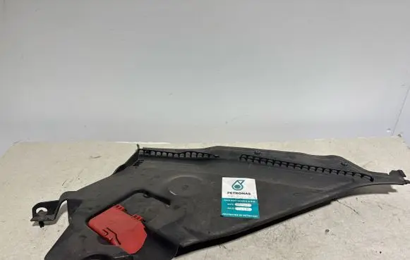 BMW 3 F30 F35 F31 Front shock absorber dust cover boot 7265129