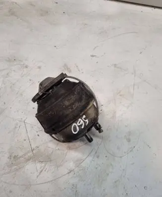 Volvo S60 Engine mount bracket 30741397