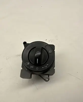 Mercedes-Benz Sprinter W906 Light switch A9065450504 686129 ZGS002