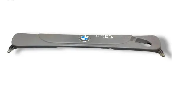 BMW 5 E60 E61 Engine cover (trim) 14389710 7801282