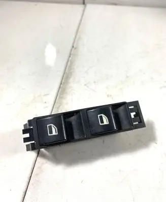 BMW 3 E46 Electric window control switch 61318381514 03120220