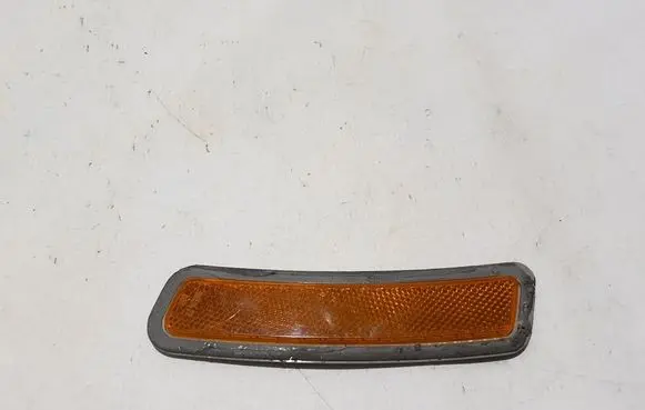 BMW i5 G60 Front reflector 5A15D92