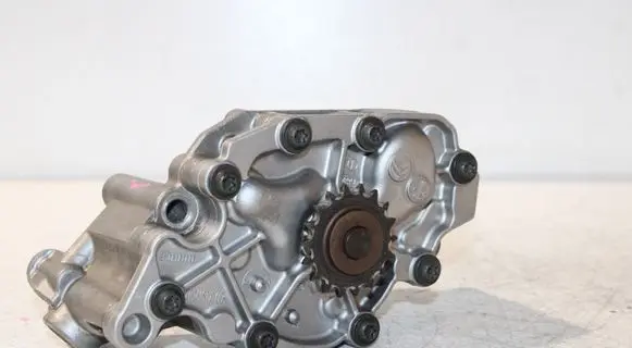 Ford Mondeo MK V Oil pump 9807727980