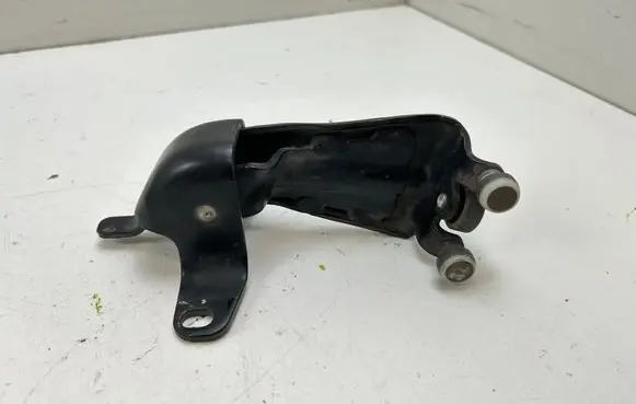 Mercedes-Benz Vito Viano W639 Sliding door upper roller guide/hinge A6397602547
