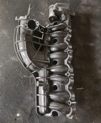 KIA Sorento Intake manifold