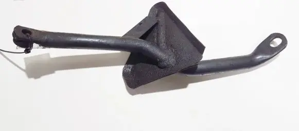 Alfa Romeo 156 Engine mounting bracket