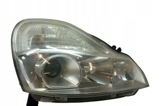 Renault Modus Headlight/headlamp 8200658387