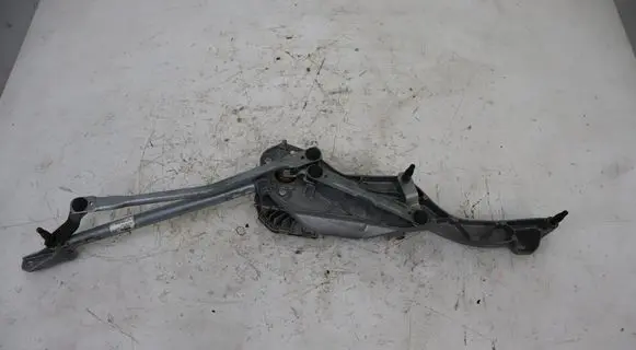Mercedes-Benz E W211 Front wiper linkage and motor A2118200940