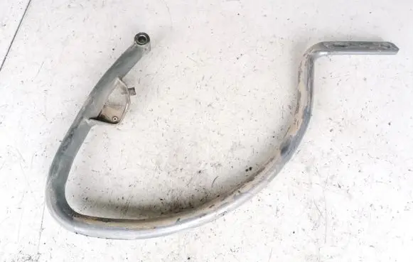 Tailgate/trunk/boot hinge