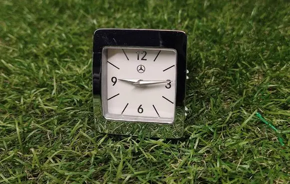 Mercedes-Benz E W212 Clock A2188270270