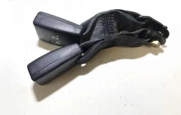 Mazda 323 F Rear seatbelt buckle