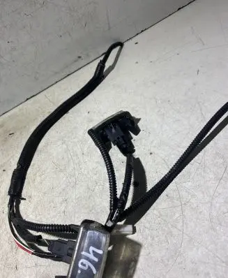 Toyota Avensis T270 Number plate light