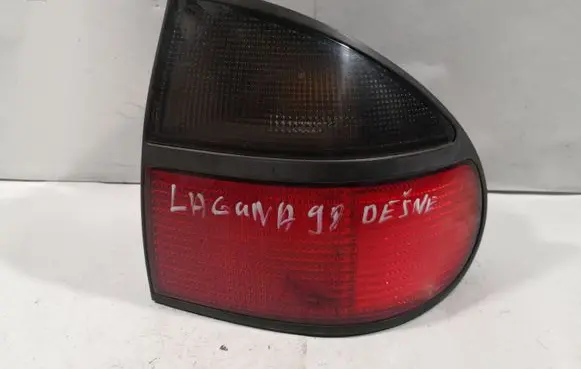 Renault Laguna I Rear/tail lights 7700820051