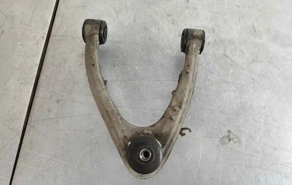 Maserati Quattroporte Front upper control arm/wishbone 201743