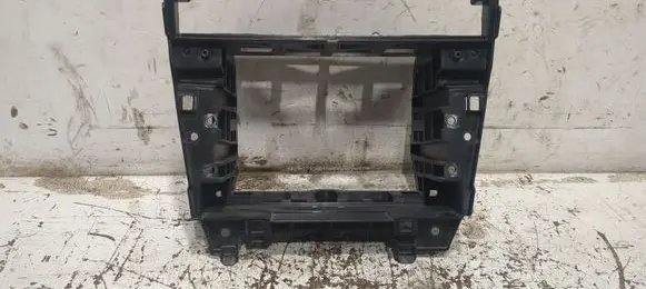 BMW 5 E60 E61 Radio/GPS head unit trim 703411819