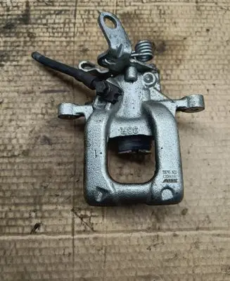 Skoda Yeti (5L) Rear brake caliper CZH1351
