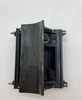 Ashtray (front)
