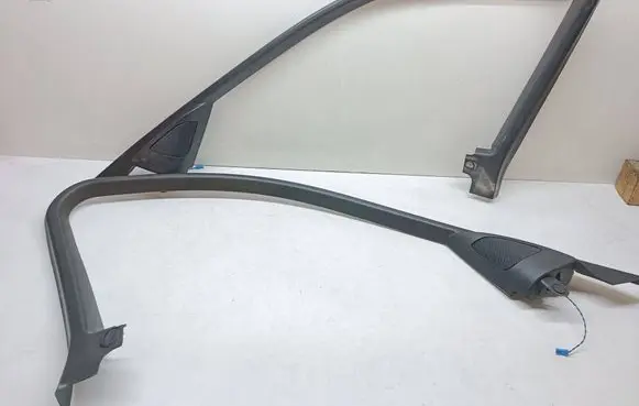 BMW 3 F30 F35 F31 Front door glass trim molding 7259383 7259384