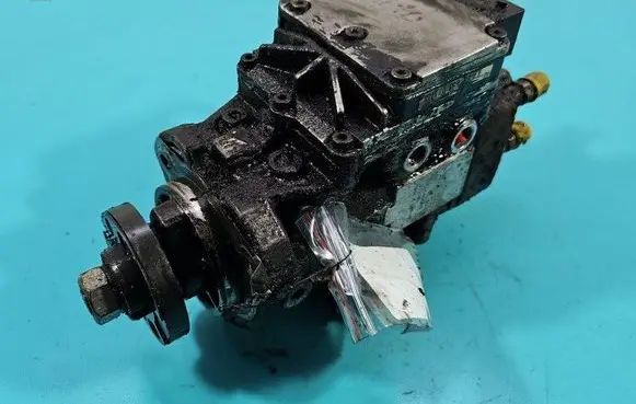 Ford Mondeo Mk III Fuel injection high pressure pump 0470004009 IMPRK1437400