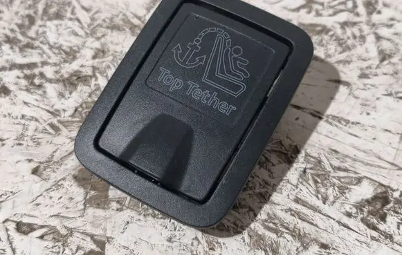 Audi A6 S6 C8 4K ISOFIX cover 8V5887301