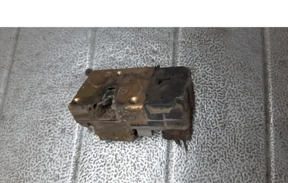Peugeot Partner Front door lock