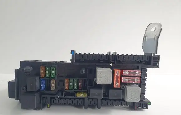 Mercedes-Benz C W204 Comfort/convenience module 2049005601 2049011901 2129024301