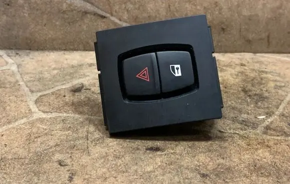 BMW 3 GT F34 Hazard light switch 9231786