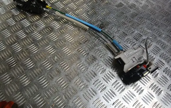 KIA Picanto Rear door lock